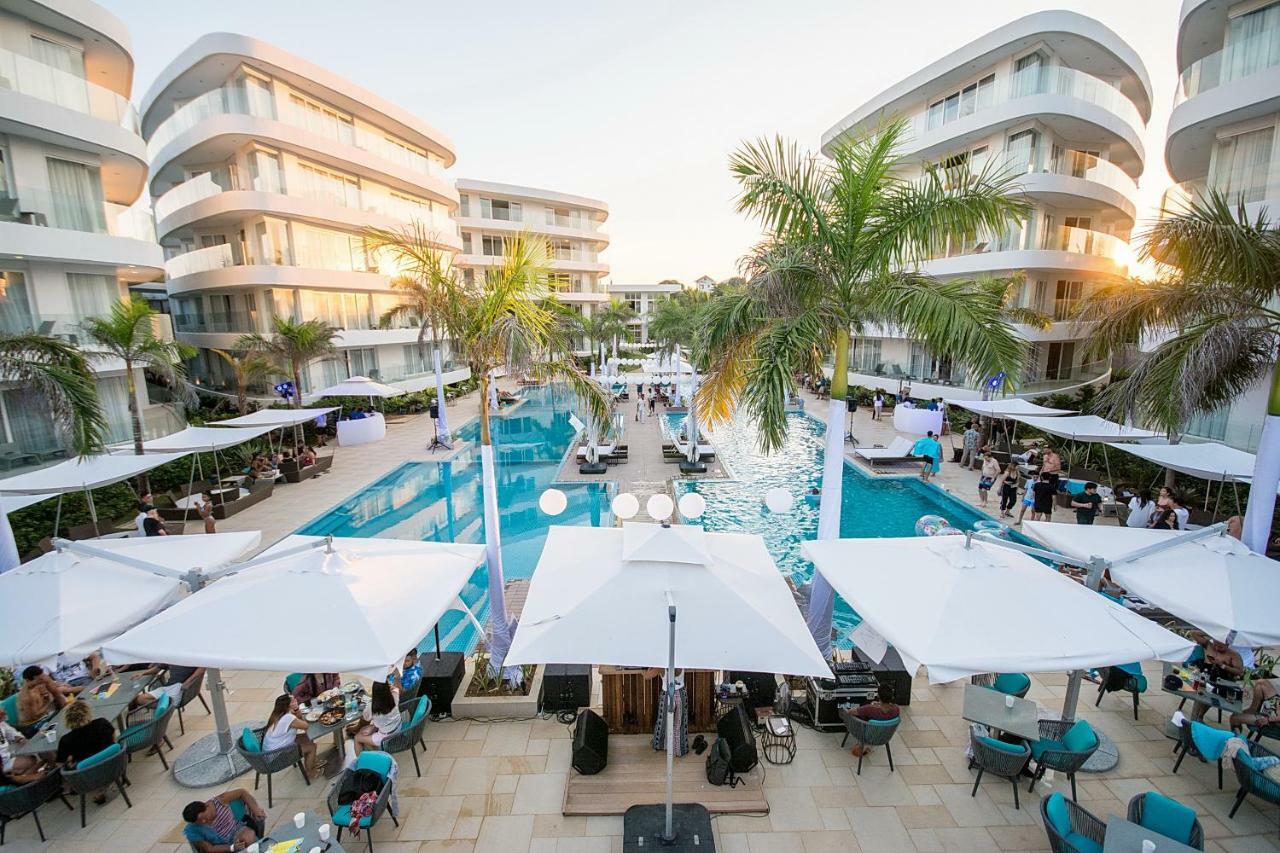 Aqua Boracay Hotel Balabag  Exterior photo The swimming pool at the hotel